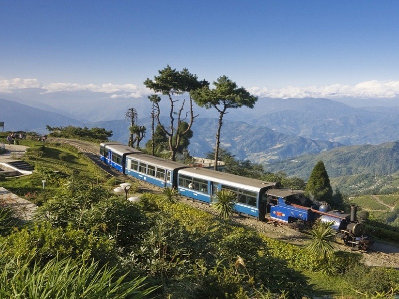 729541740Darjeeling_Himalayan_Railway